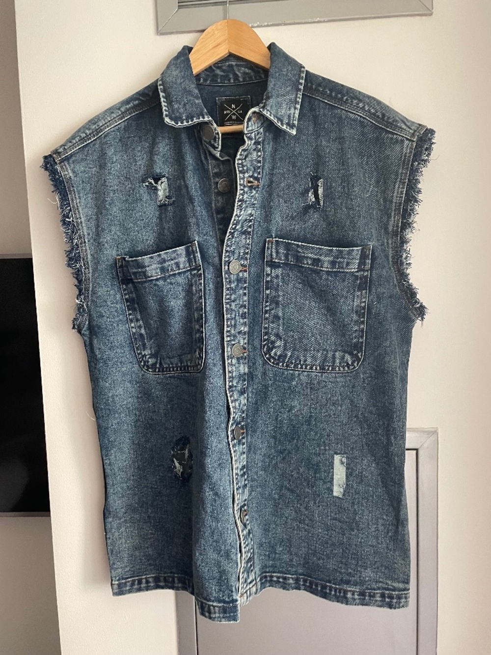 Denim vest and shirt , size M. Lot